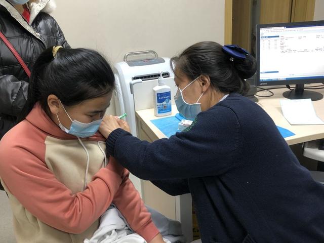 接种HPV九价疫苗，非得抢在26岁之前吗？