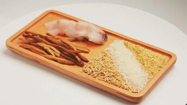 大脑最爱的不是核桃，是这菜！和黑木耳是绝配！“四物汤”安神、通便又补血，别吃错了