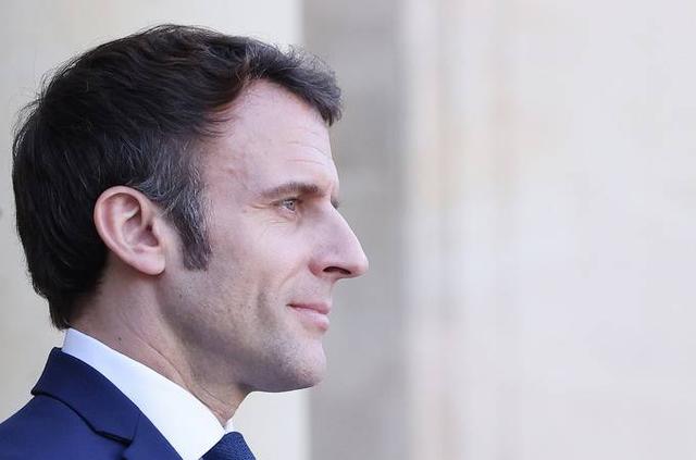 下届法国总统竞选谁的胜算较大，国际观察丨法国总统选举投票率创新低，马克龙或以微弱优势胜出