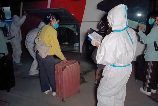 浙江該高校又一名學生感染，3000多名師生深夜大轉移