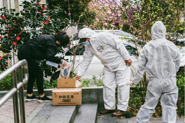 上海一48岁物业经理倒在值班室