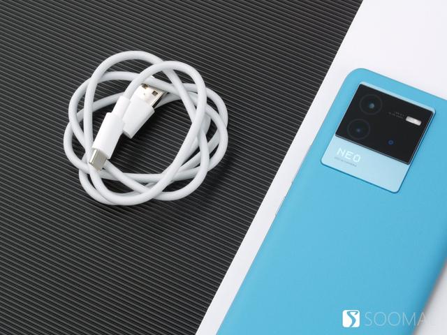 iQOO Neo 6 智能手机 产品图集 「SOOMAL」