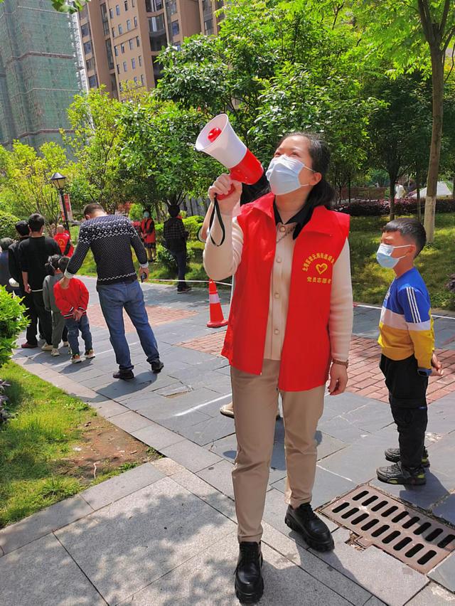 北塔区状元洲街道：组建小区志愿服务队，助力社区疫情防控