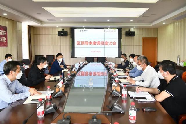 金山区委书记刘健实地调研防汛工作