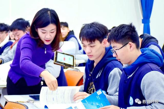 重构育人体系，打通“双新”改革最后一公里