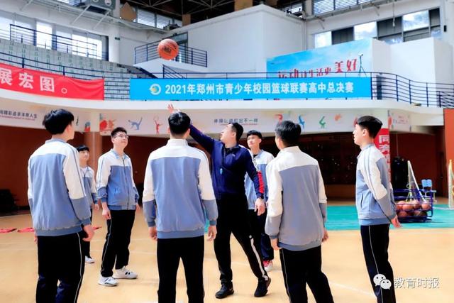 重构育人体系，打通“双新”改革最后一公里