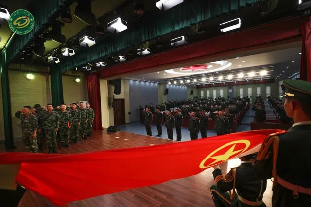 建团百年心向党！以军人之名，为青春梦想而歌
