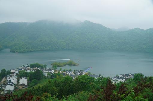 四季黄山 相约春天｜雨后轮渡惹人醉