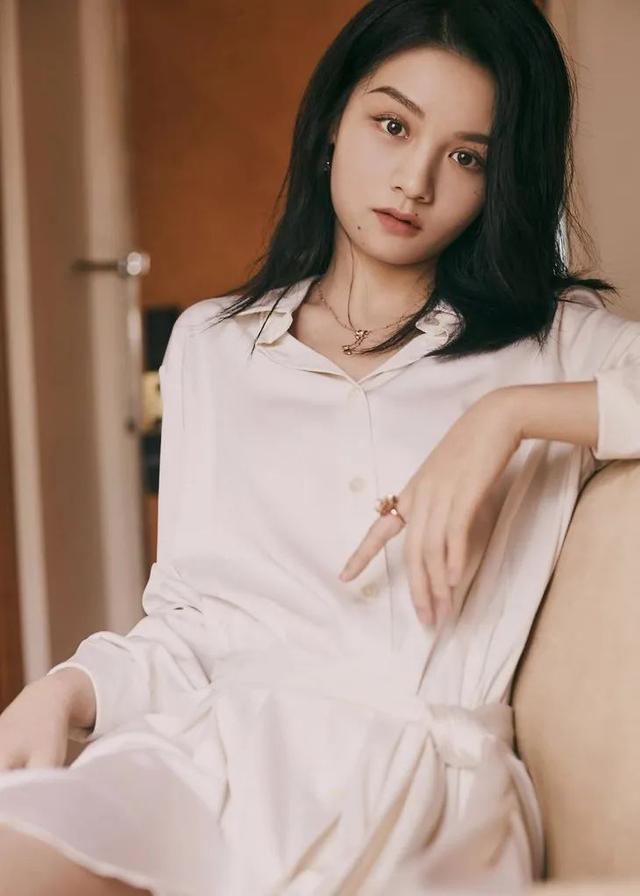 01年的沈月演不了小昭？不可惜