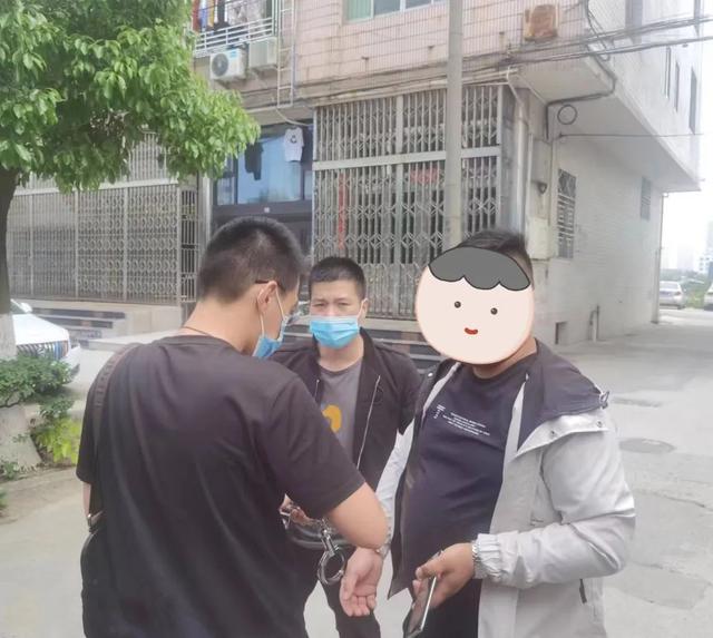 太狠了！“碰瓷党”不惜自断脚骨！