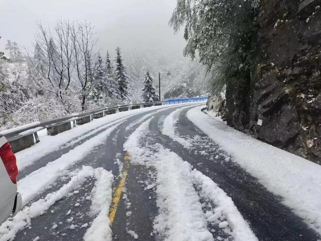 专家解读陕西多地异常降雪