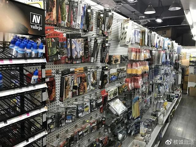 广州尾货1元2元服装（广州化妆品尾货市场）