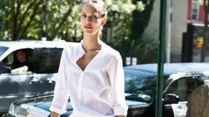 五种基础款衬衫搭配送给你，做个清凉又时髦的时装精吧