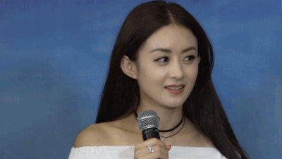 火遍娱乐圈的红色系美甲(火遍娱乐圈的红色系美甲图片)