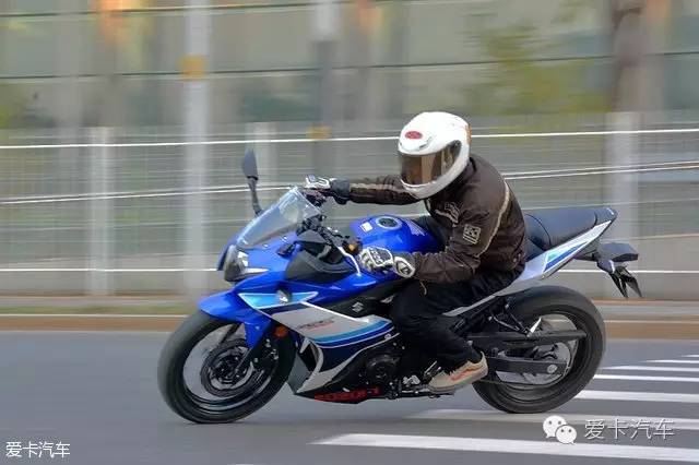 入门级跑车的新选择 试驾铃木GSX250R
