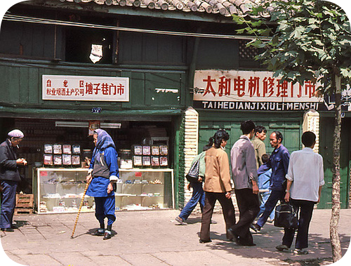 入狱30年！当过首富，102岁传奇老人值得中国人尊敬！