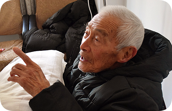 入狱30年！当过首富，102岁传奇老人值得中国人尊敬！