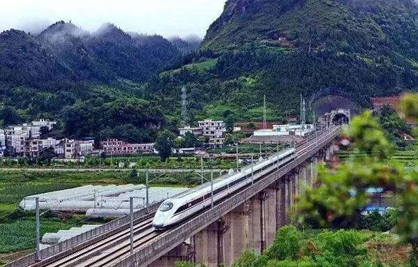 贵州人迎来一大波出行好消息！关于铁路、航班、汽车……出行必备！