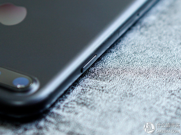 都说苹果比小米好，米粉眼中的iPhone7P又是怎样的呢？
