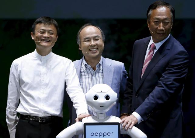 富士康总裁郭台铭集团动员大会指示：10月16日之前进行薪资调整