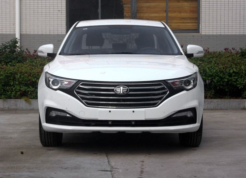 汽车图集:一汽奔腾-b30 2017款