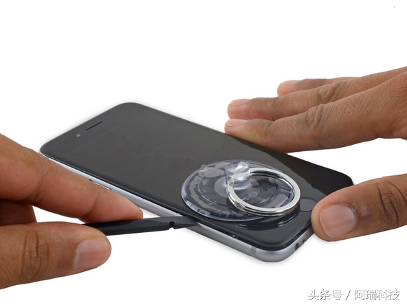 iphone 6s换电池详细拆机图解