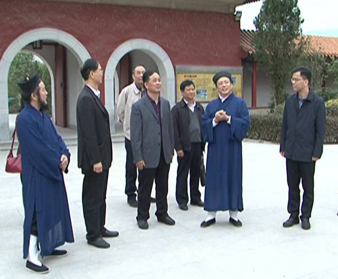 广东省民族宗教委到我区调研