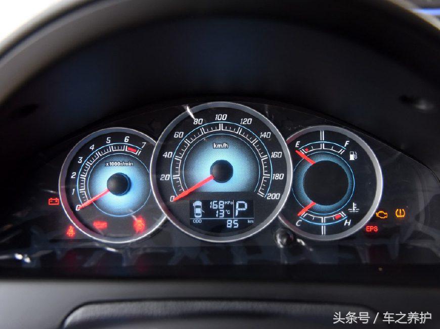 科目一考没，这车5万出头，6升油耗，还带发动机启停