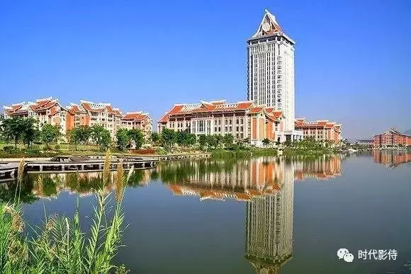 每一个关于青春的场景都有一个厦门