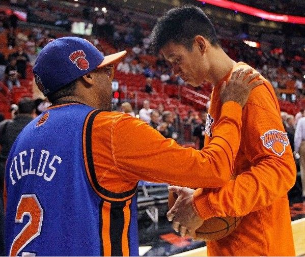 现在nba为什么没有吉祥物了(细说nba吉祥物的历史，一球队没有吉祥物照样冠军拿到手软)