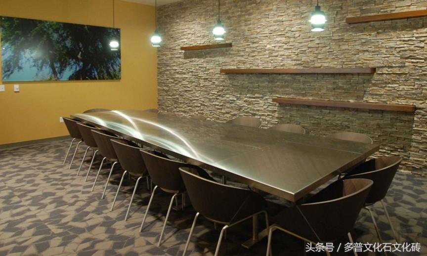 包工头在乡村外墙贴文化石，60多张设计图，老乡们拍手叫好