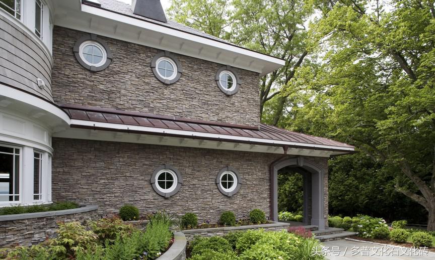 包工头在乡村外墙贴文化石，60多张设计图，老乡们拍手叫好