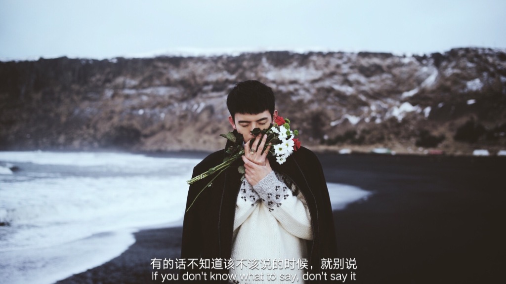 江莫，男主性别：女主穿越言情小说中，男主是暗恋女主却被虐的系列1
