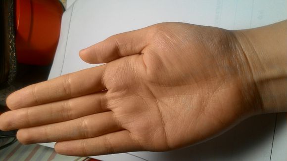 双手断掌的女人,要注意了,婚姻会极为不利,会有离婚之兆