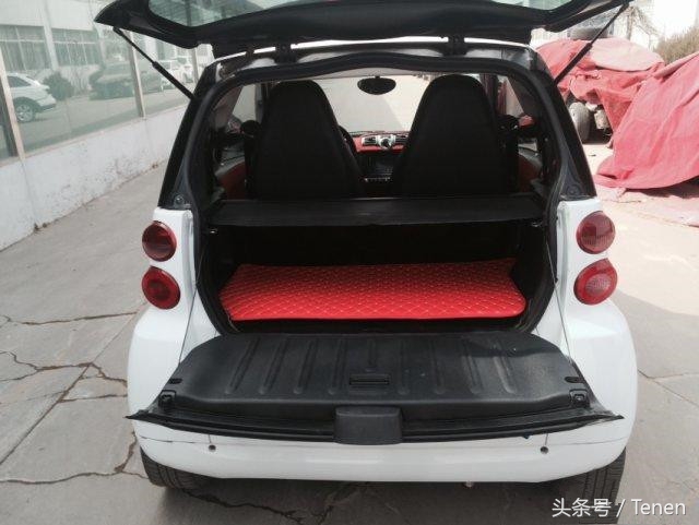 低收入人群也能开好车了，6.8万就能买辆奔驰smart