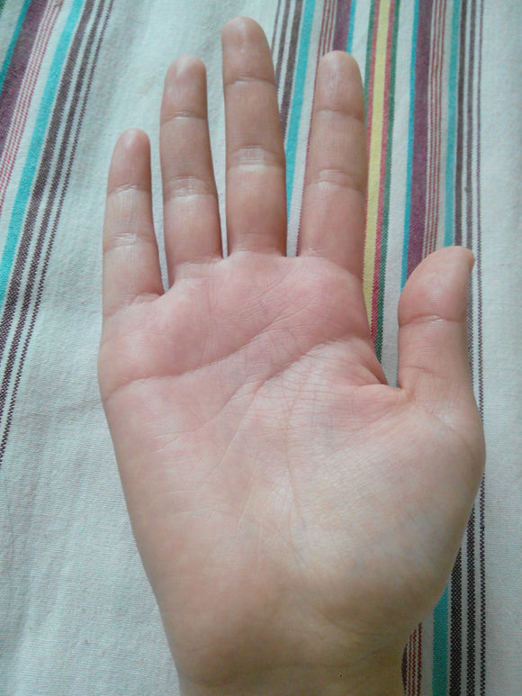 双手断掌的女人,要注意了,婚姻会极为不利,会有离婚之兆