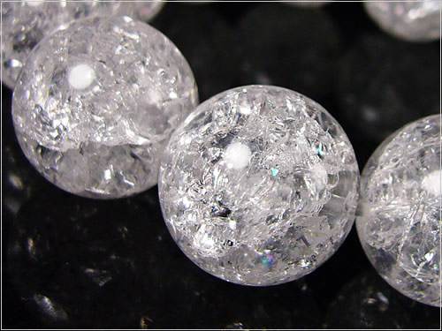 我们佩戴水晶常常会有杂质，难道水晶是假的吗？
