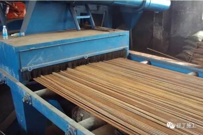 常见的建筑钢筋除锈有3种方法，不过除完锈一定不要忘记做这件事