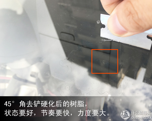 汽车挡风玻璃坏了只能换？教你如何修玻璃