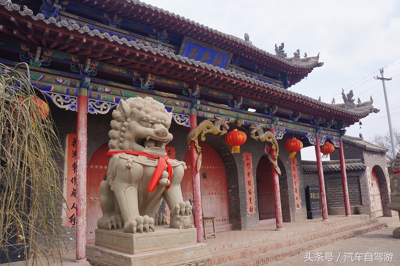 藏于榆林府谷的石窟寺，才是陕西年代更早的藏传佛教寺院