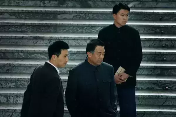 直接呈现极度变态的女体虐待，这么重口的电影居然也能过审