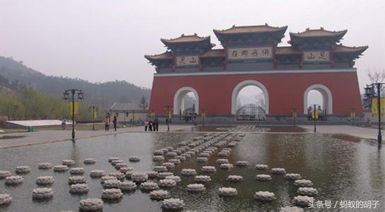 信阳灵山寺：国庙风范，人杰地灵，攻略灵山，一起探索自然的奥妙