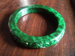 铁龙生翡翠(翡翠铁龙生)  第1张