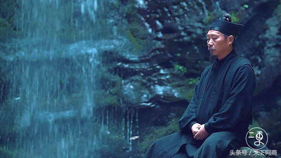 4天拍出千万流量短视频？二更开培训班，想把这件事标准化