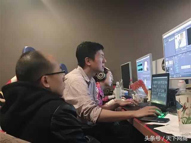 4天拍出千万流量短视频？二更开培训班，想把这件事标准化