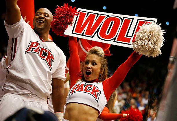 NCAA｜北卡州的另一支豪强：北卡州立大学狼群队