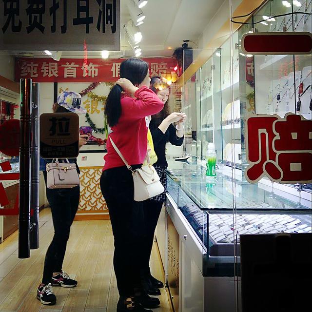 街拍许西，纪念我们逝去的青春