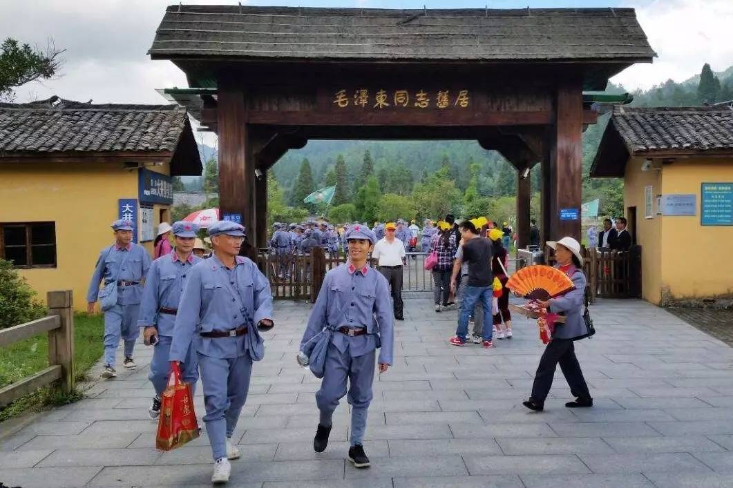 自驾江西10条顶级线路，南昌出发在赣鄱大地的青山绿水间驰骋！