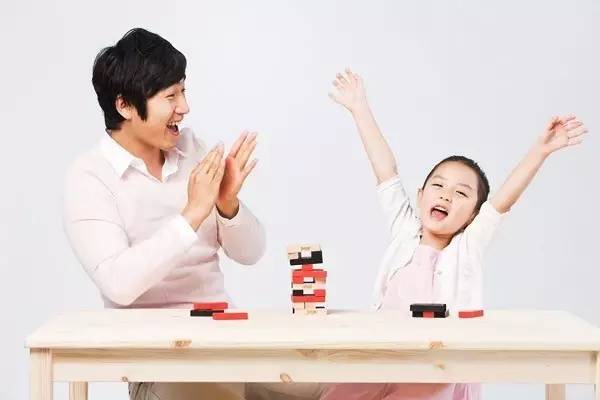 幼儿园期末孩子评语，靠这35个关键词写就对了！