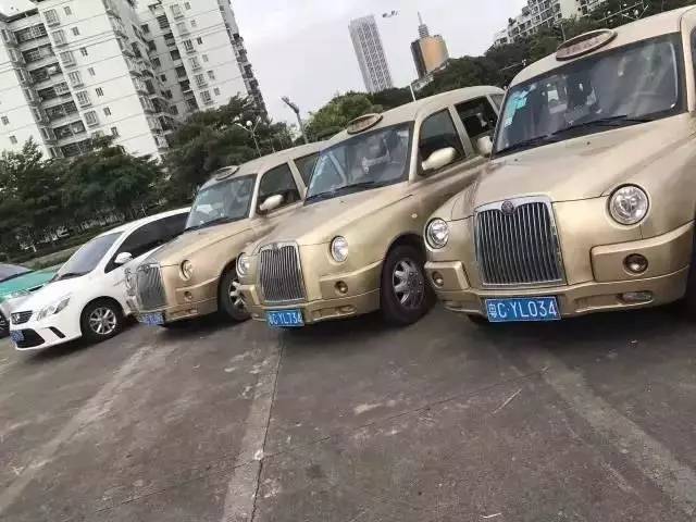 王俊凯高考粉丝疯狂陪复习，还是珠海的交警蜀黍最给力！